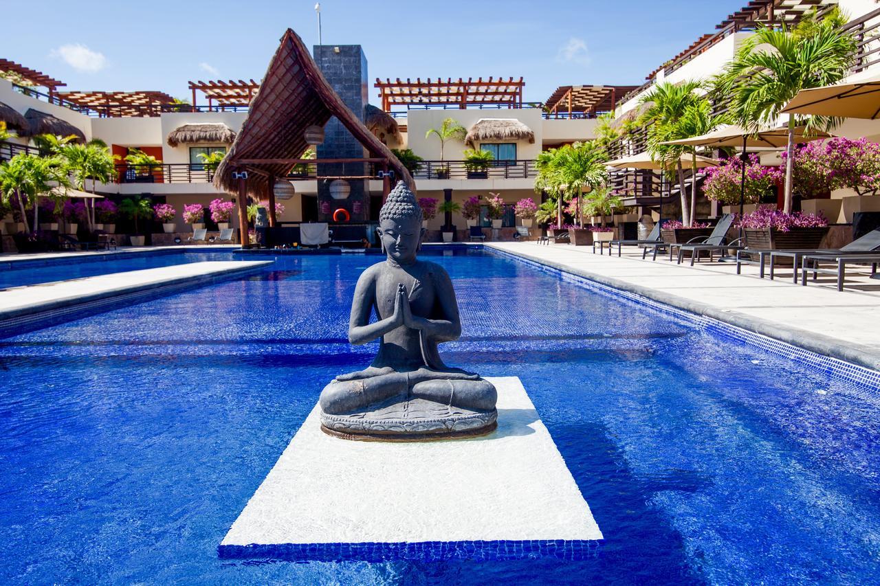 Aparthotel Aldea Thai By Blue Oceanfront Playa del Carmen Exterior foto