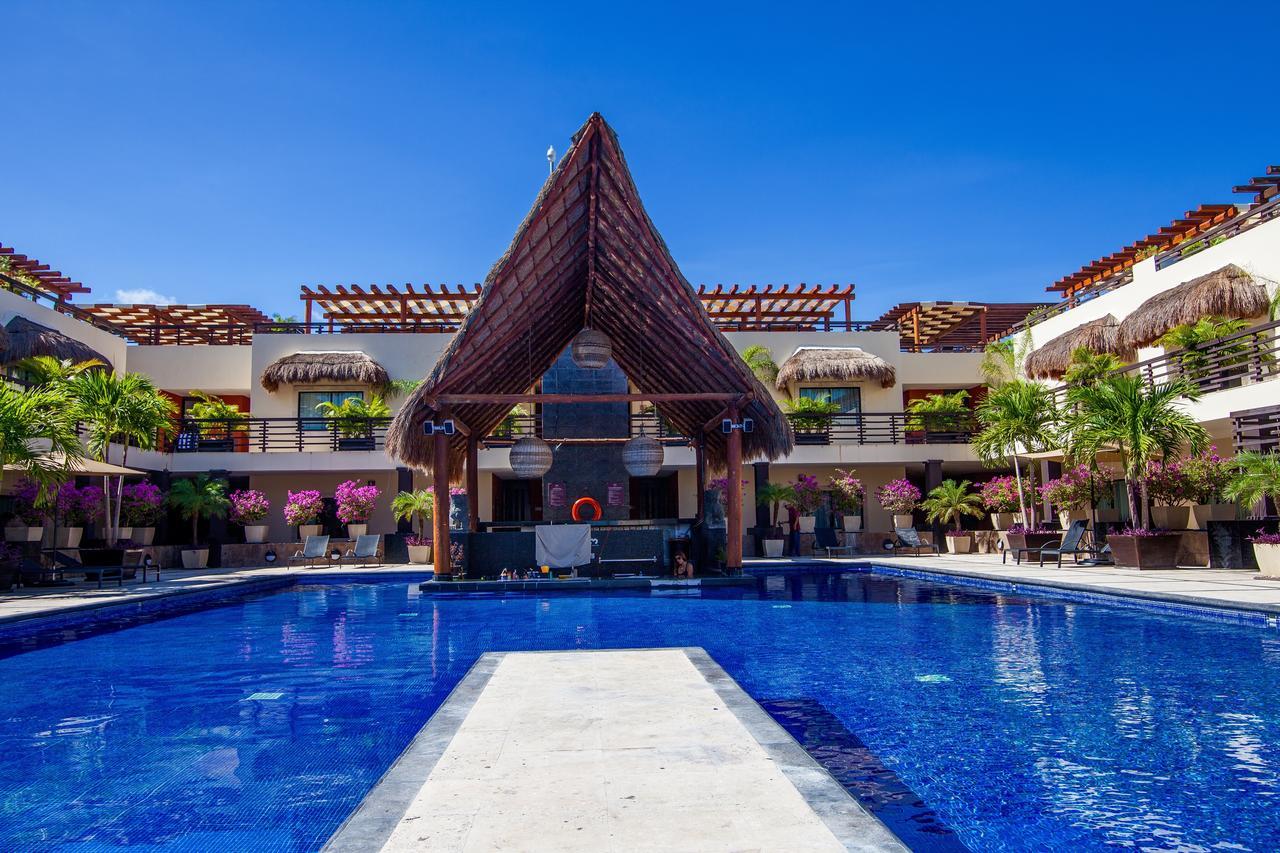 Aparthotel Aldea Thai By Blue Oceanfront Playa del Carmen Exterior foto