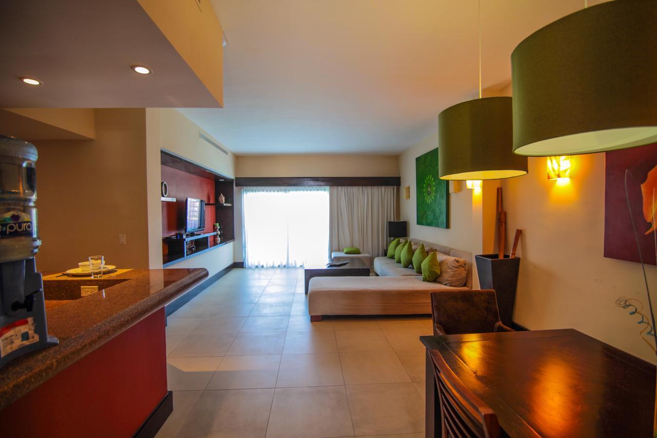 Aldea Thai By Blue Oceanfront Playa del Carmen Exterior foto