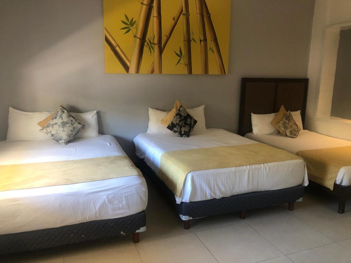 Aldea Thai By Blue Oceanfront Playa del Carmen Exterior foto